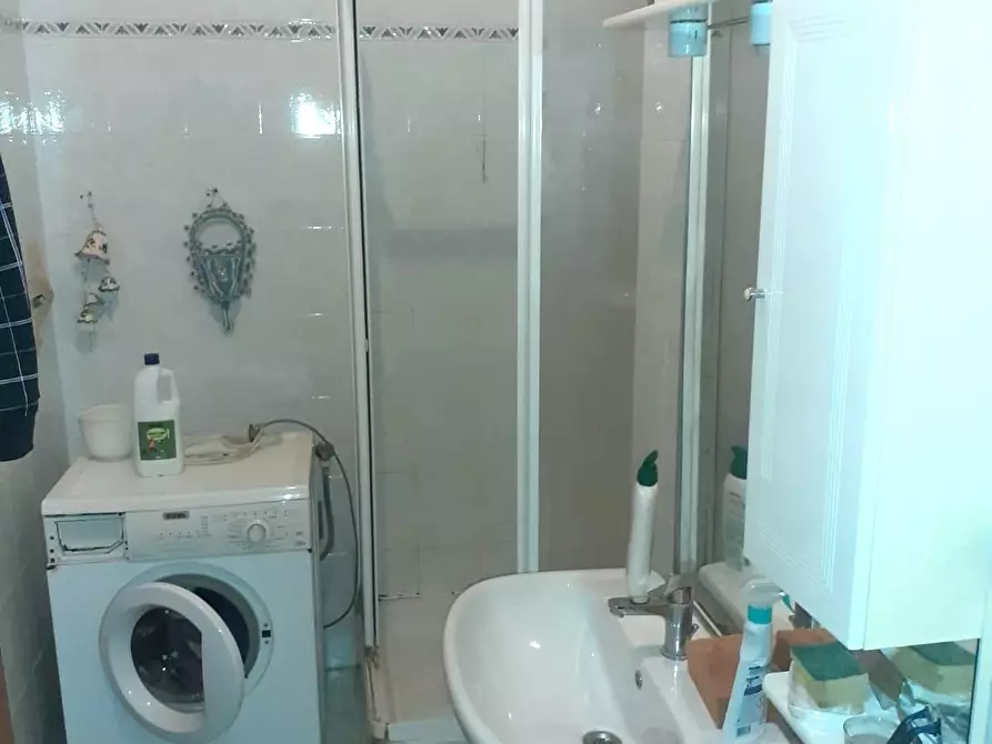 Immagine 10 di Appartamento in vendita  a La Spezia