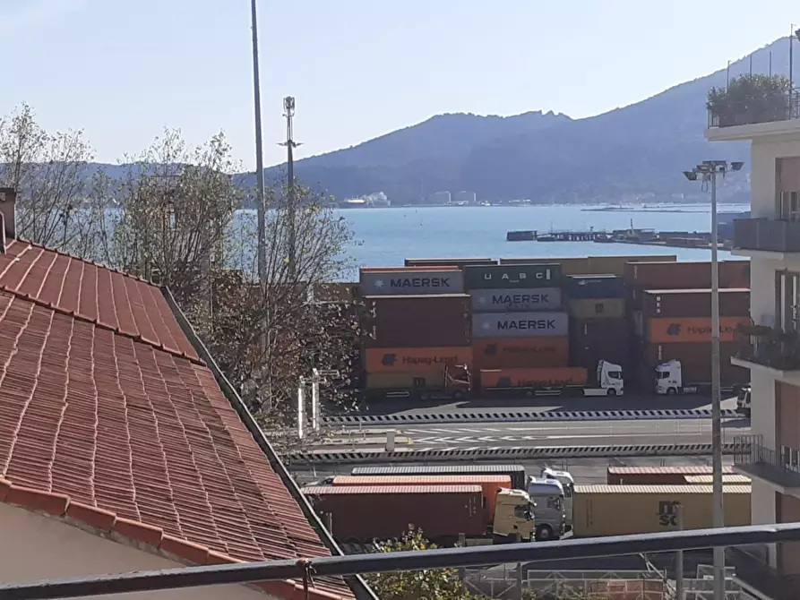 Immagine 36 di Appartamento in vendita  a La Spezia