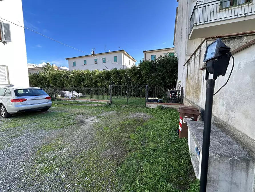 Immagine 29 di Appartamento in vendita  a Empoli