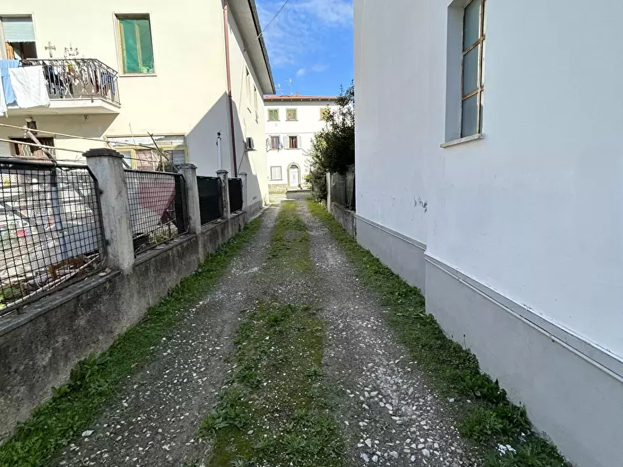 Immagine 32 di Appartamento in vendita  a Empoli