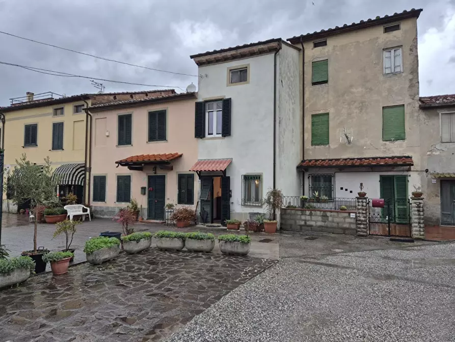 Immagine 2 di Terratetto in vendita  a Capannori