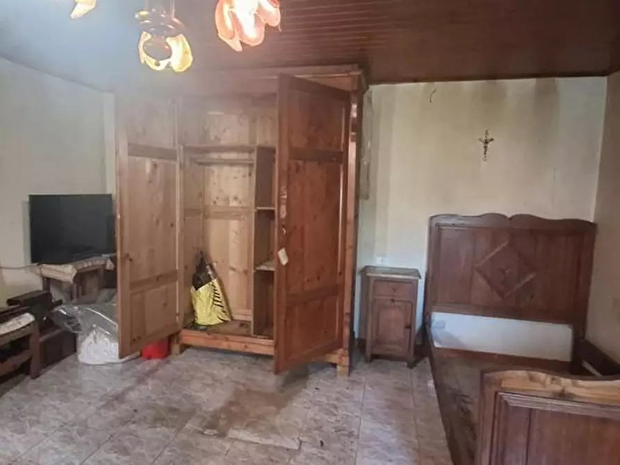 Immagine 15 di Terratetto in vendita  a Barga