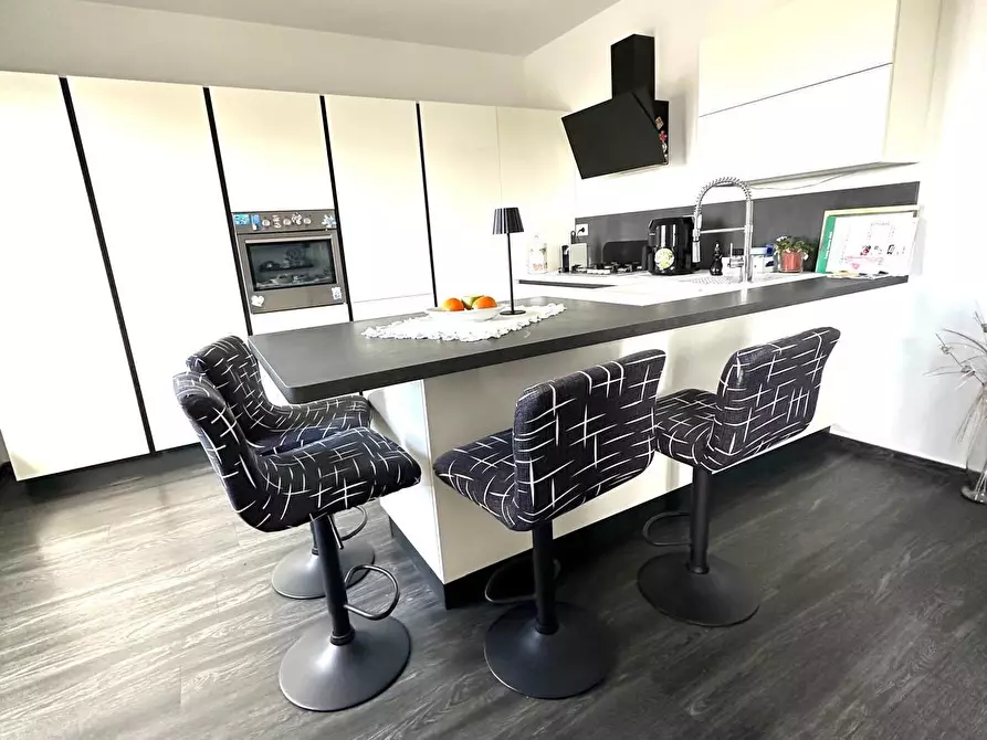 Immagine 1 di Appartamento in vendita  a Campiglia Marittima