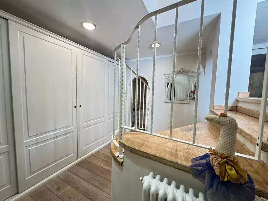 Immagine 44 di Villa in vendita  a Pietrasanta