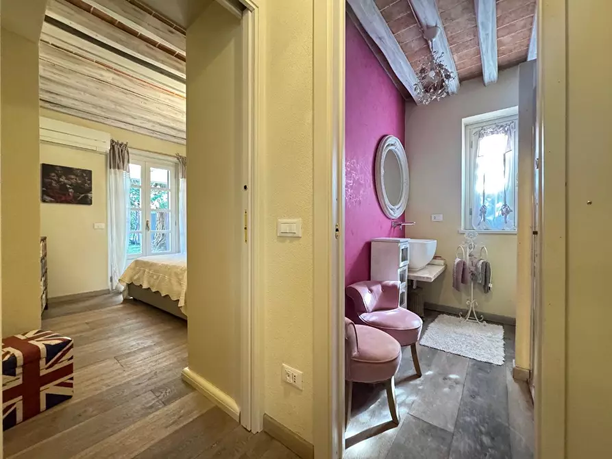 Immagine 56 di Villa in affitto  a Pietrasanta