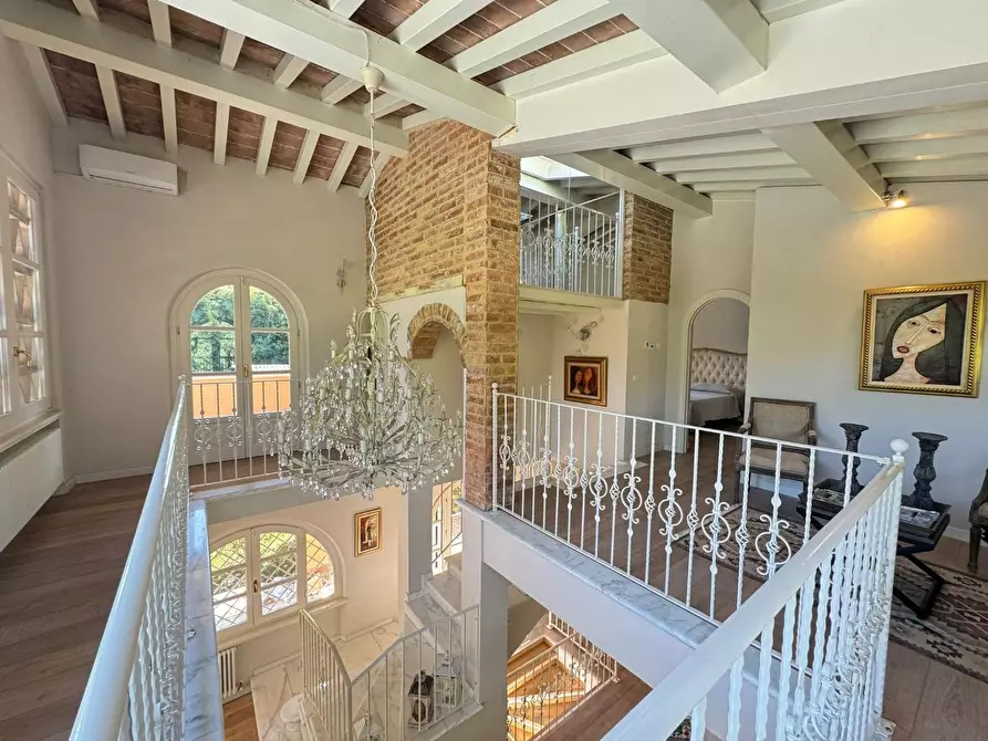 Immagine 26 di Villa in vendita  a Pietrasanta
