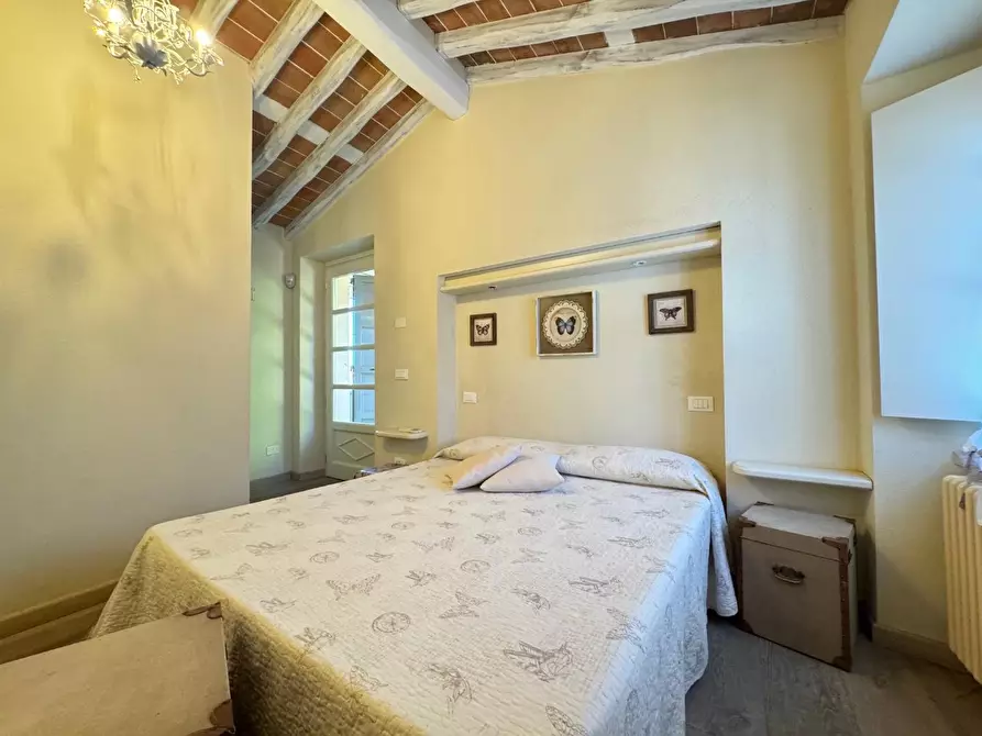 Immagine 63 di Villa in affitto  a Pietrasanta