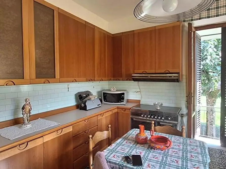 Immagine 14 di Casa indipendente in vendita  a Bagni Di Lucca