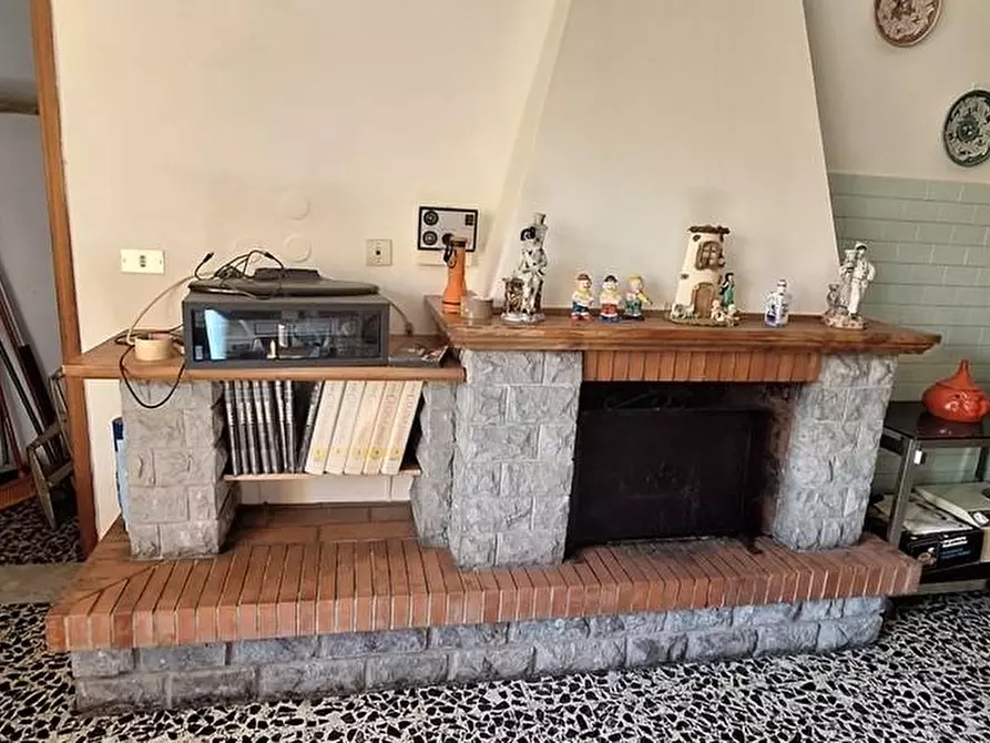 Immagine 11 di Casa indipendente in vendita  a Bagni Di Lucca