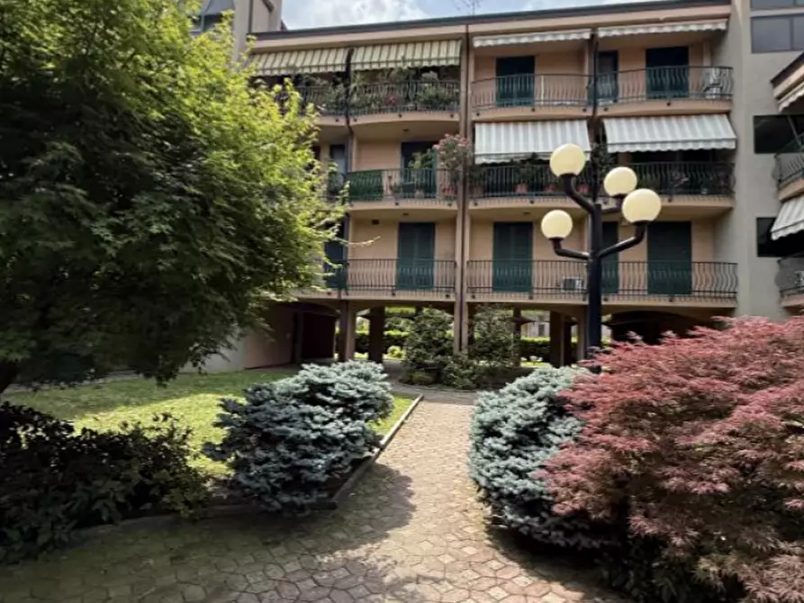 Immagine 1 di Appartamento in vendita  a Pioltello