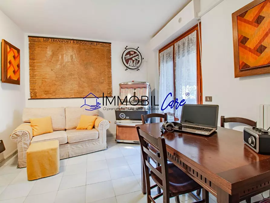 Immagine 1 di Appartamento in vendita  a Livorno