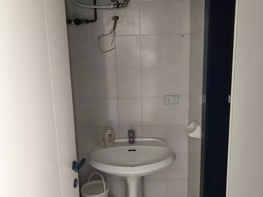 Immagine 9 di Ufficio in vendita  a Castelfranco Di Sotto