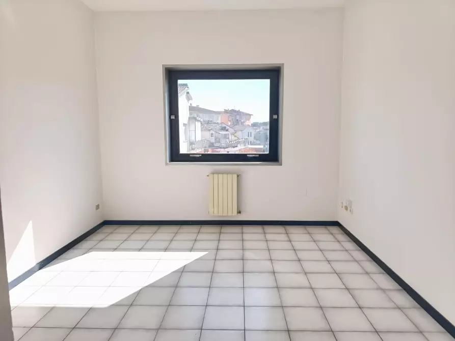 Immagine 12 di Ufficio in vendita  a Castelfranco Di Sotto