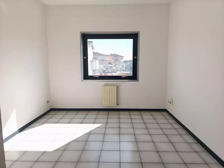 Immagine 14 di Ufficio in vendita  a Castelfranco Di Sotto