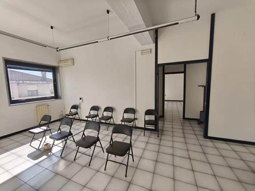 Immagine 11 di Ufficio in vendita  a Castelfranco Di Sotto