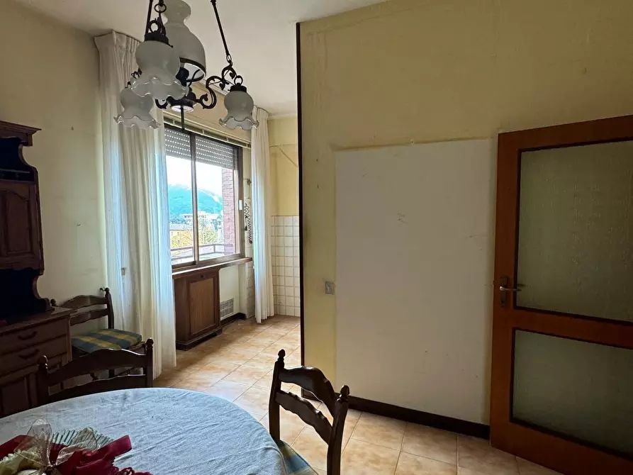 Immagine 6 di Appartamento in vendita  a Lucca