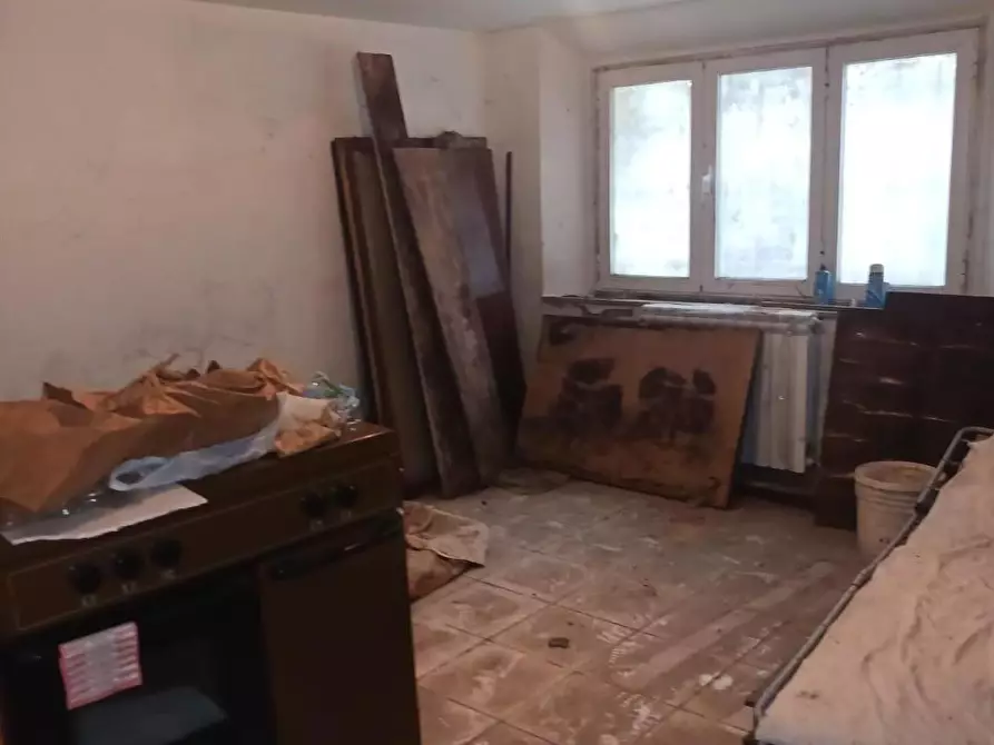 Immagine 18 di Casa indipendente in vendita  a Santa Maria A Monte