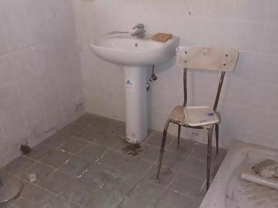 Immagine 19 di Casa indipendente in vendita  a Santa Maria A Monte