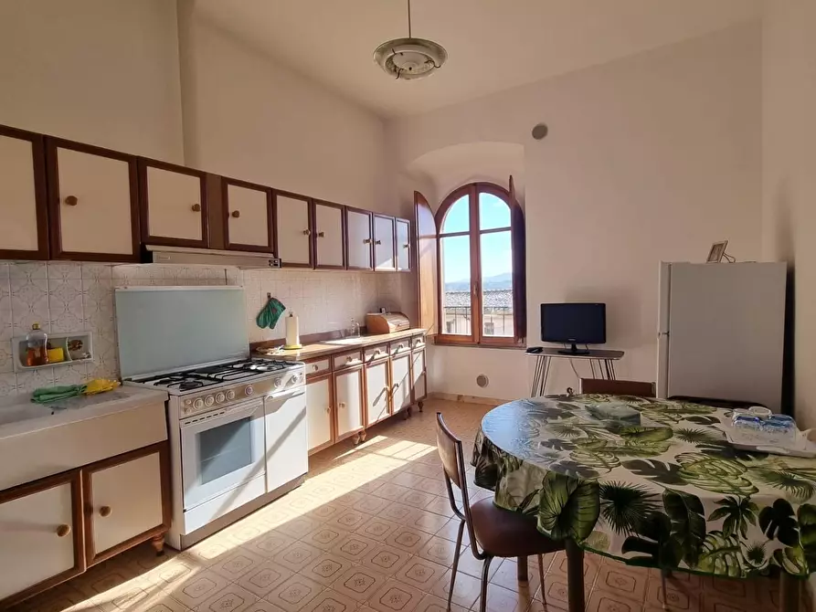 Immagine 1 di Appartamento in vendita  a Colle Di Val D'elsa