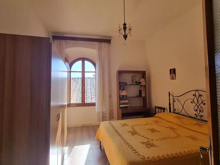 Immagine 6 di Appartamento in vendita  a Colle Di Val D'elsa