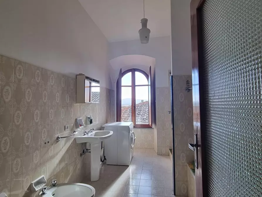 Immagine 13 di Appartamento in vendita  a Colle Di Val D'elsa