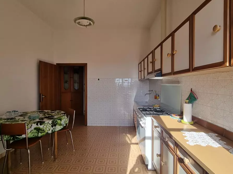 Immagine 25 di Appartamento in vendita  a Colle Di Val D'elsa