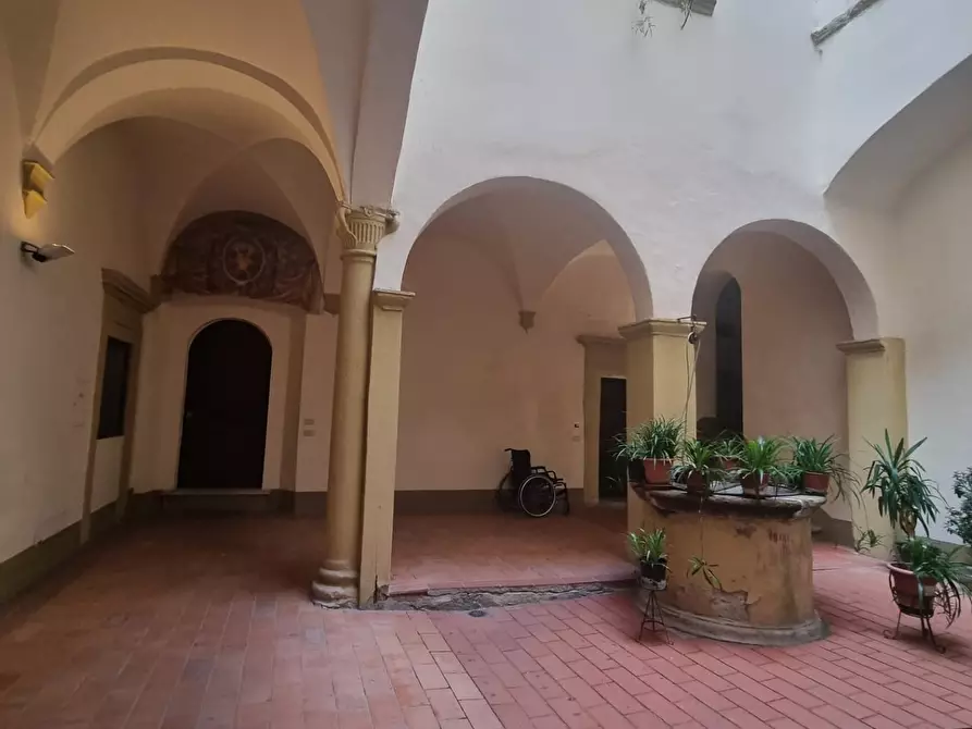 Immagine 4 di Appartamento in vendita  a Colle Di Val D'elsa