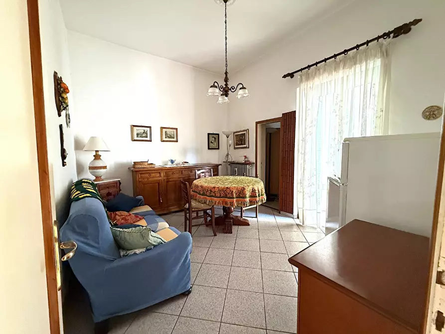 Immagine 10 di Appartamento in vendita  a Empoli