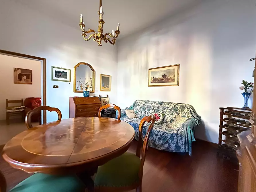 Immagine 2 di Appartamento in vendita  a Empoli