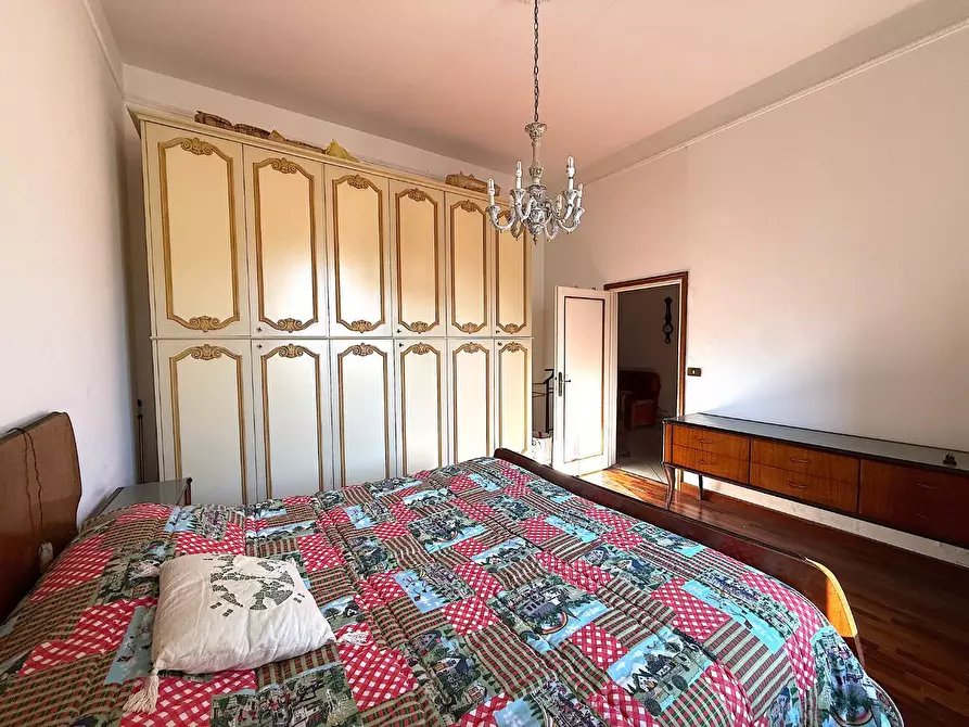 Immagine 21 di Appartamento in vendita  a Empoli