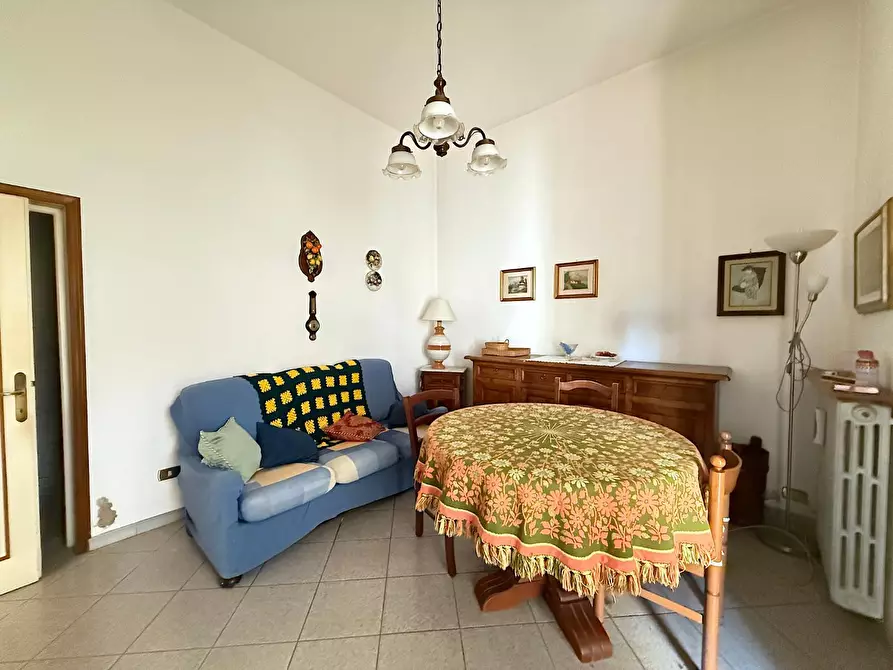 Immagine 11 di Appartamento in vendita  a Empoli