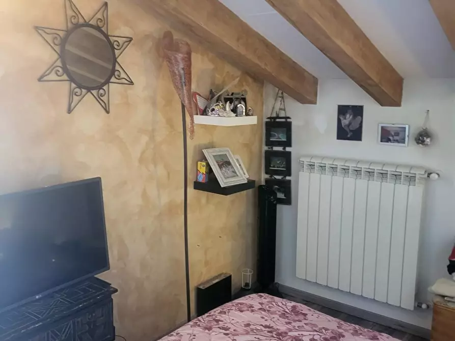 Immagine 62 di Casa bifamiliare in vendita  a Ortonovo