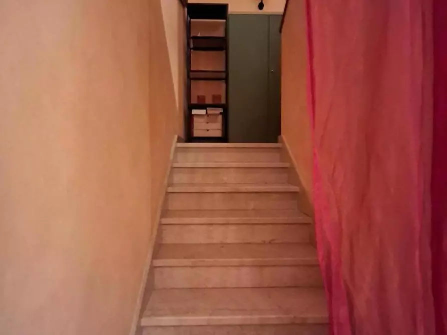 Immagine 12 di Casa bifamiliare in vendita  a Capraia E Limite