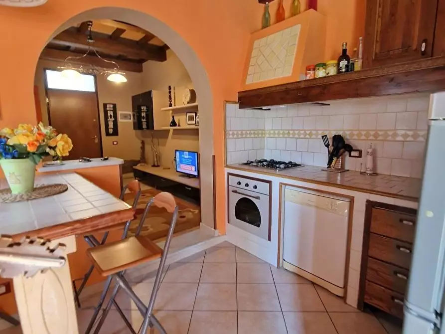 Immagine 7 di Casa semindipendente in vendita  a Carrara