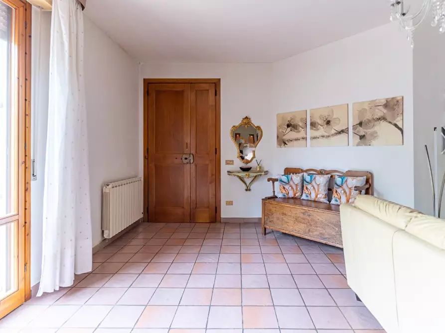 Immagine 16 di Villetta a schiera in vendita  a Santa Croce Sull'arno