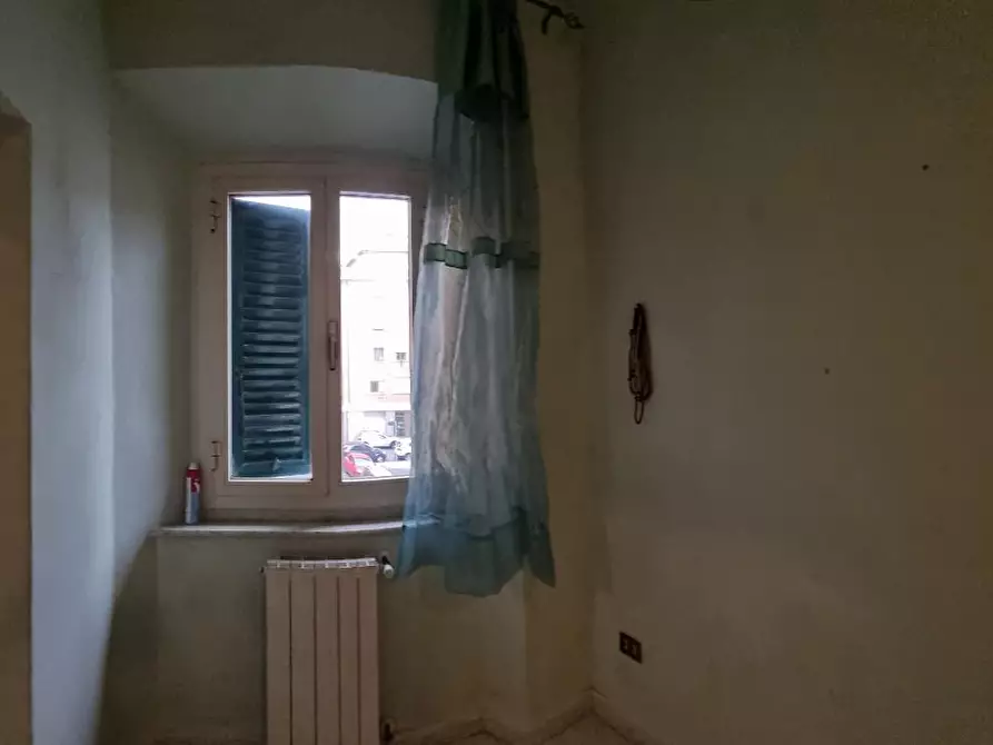 Immagine 17 di Appartamento in vendita  a Livorno