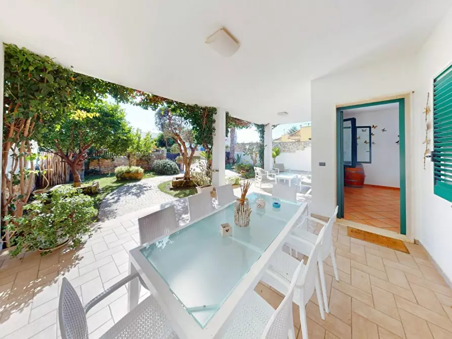 Immagine 19 di Villa in vendita  a Porto Cesareo