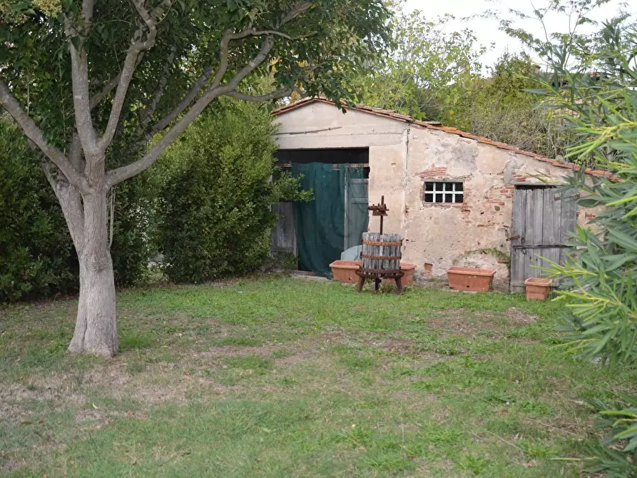 Immagine 10 di Casa bifamiliare in vendita  a San Giuliano Terme