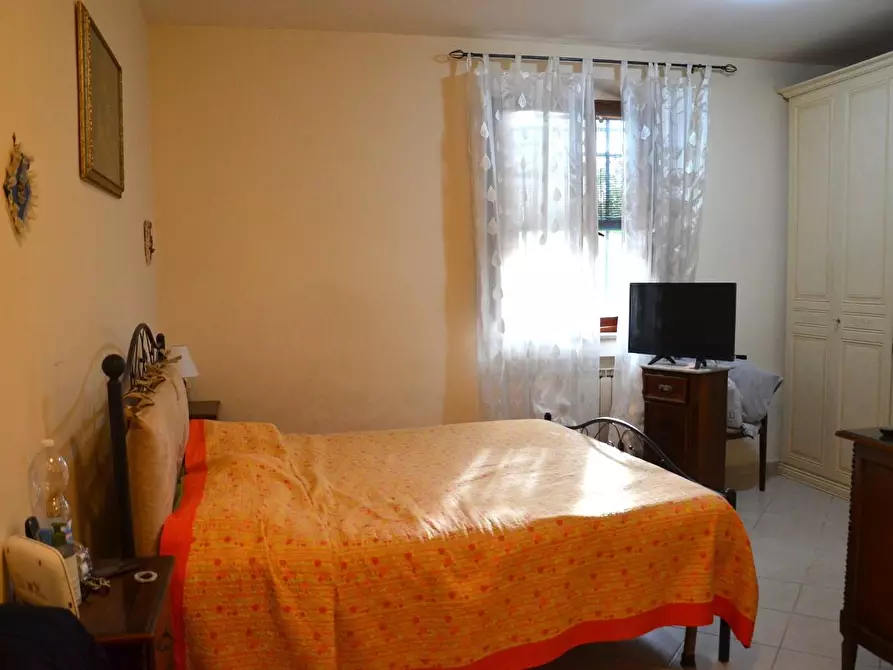 Immagine 7 di Casa bifamiliare in vendita  a San Giuliano Terme