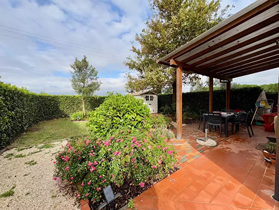 Immagine 2 di Villetta a schiera in vendita  a Casciana Terme Lari