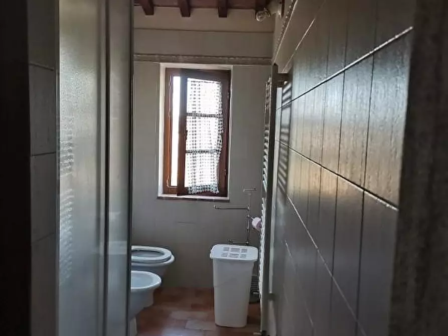 Immagine 16 di Appartamento in vendita  a San Gimignano