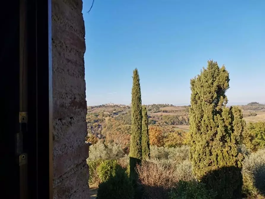 Immagine 19 di Appartamento in vendita  a San Gimignano