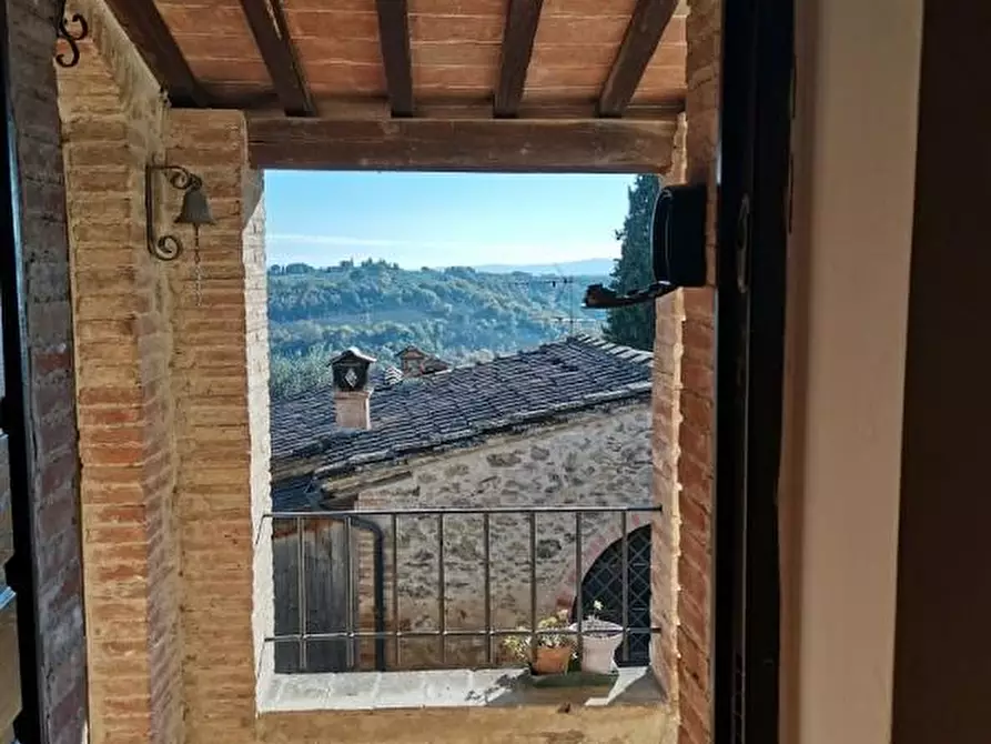 Immagine 3 di Appartamento in vendita  a San Gimignano