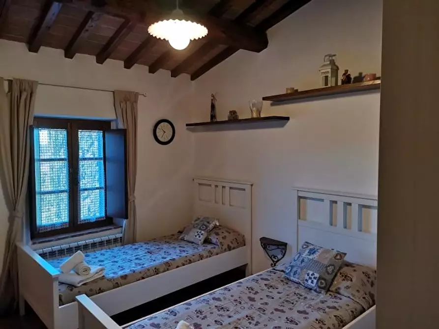 Immagine 13 di Appartamento in vendita  a San Gimignano