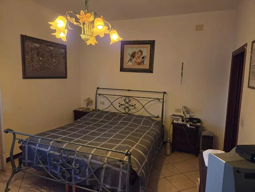 Immagine 21 di Casa bifamiliare in vendita  a Monteriggioni