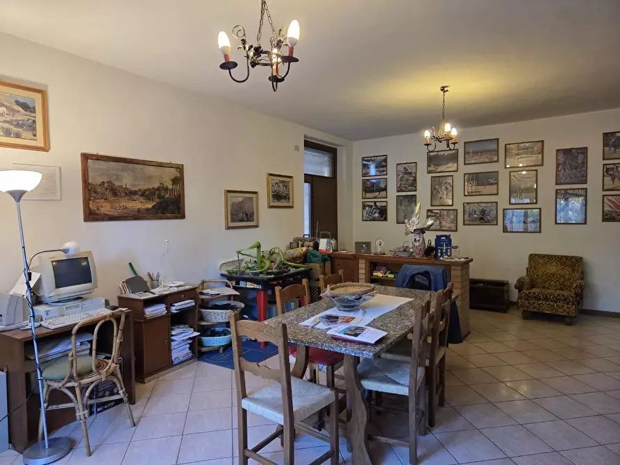 Immagine 9 di Casa bifamiliare in vendita  a Monteriggioni