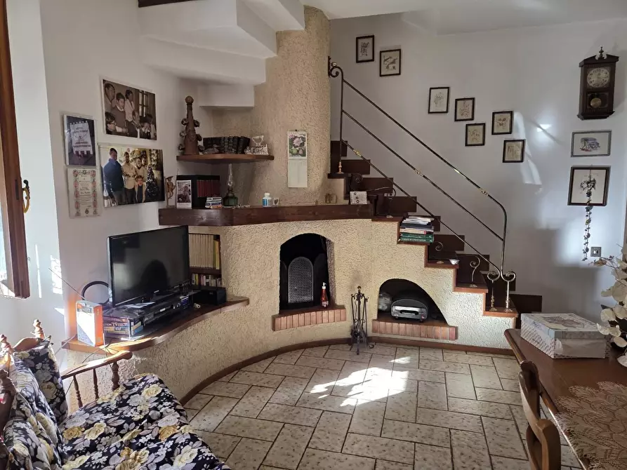 Immagine 29 di Casa bifamiliare in vendita  a Monteriggioni