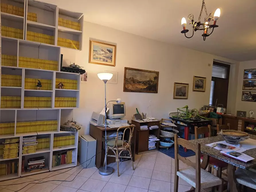 Immagine 10 di Casa bifamiliare in vendita  a Monteriggioni