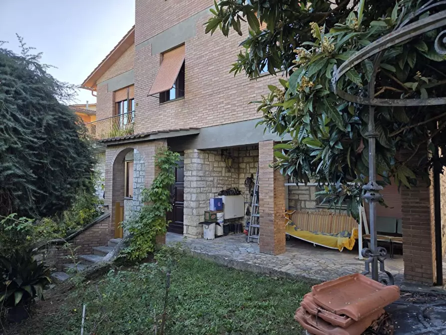 Immagine 1 di Casa bifamiliare in vendita  a Monteriggioni