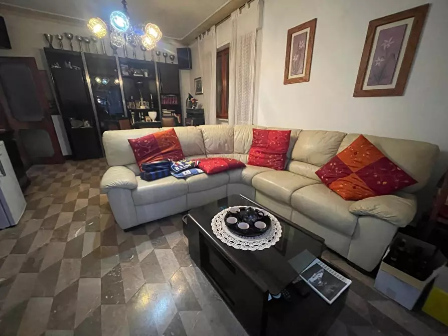 Immagine 16 di Casa indipendente in vendita  a Carrara